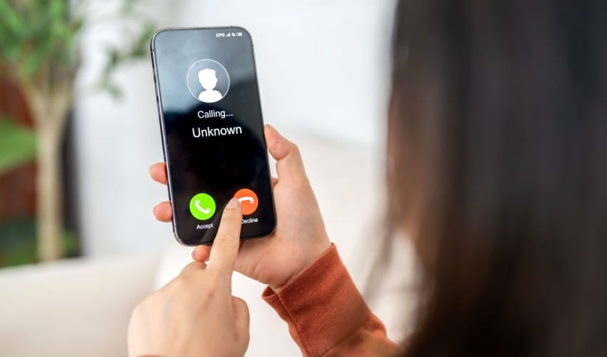 Think Before You Click: How to Spot a Phishing Scam